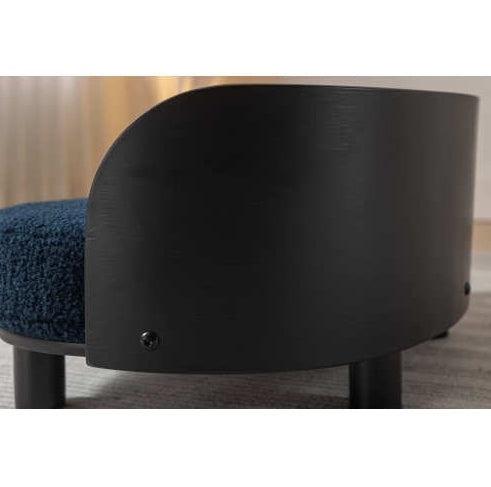 Letto Rialzato per Cani in Stile Scandinavo